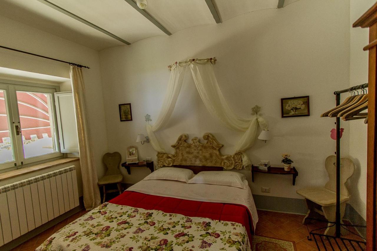 Specchio Del Montefiascone